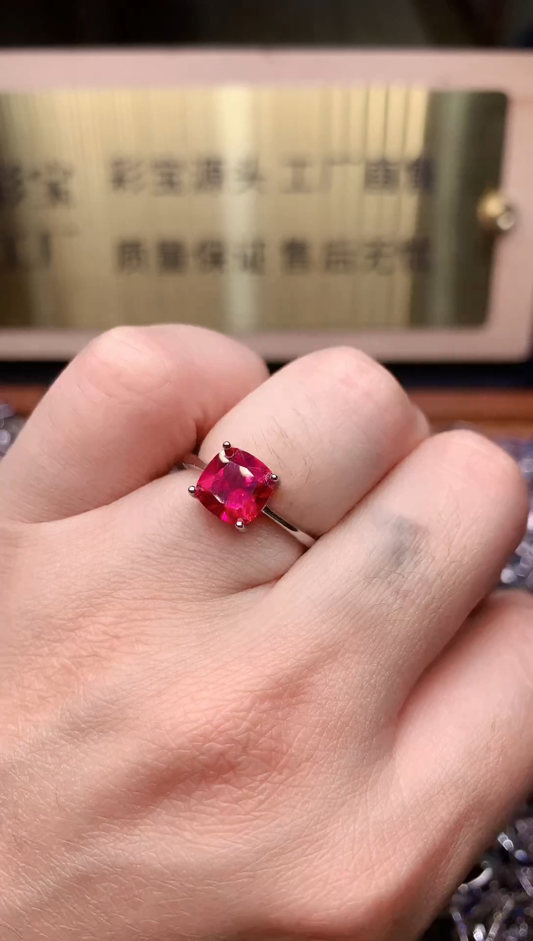 【闪购商品】红宝石戒指银S925镶嵌........