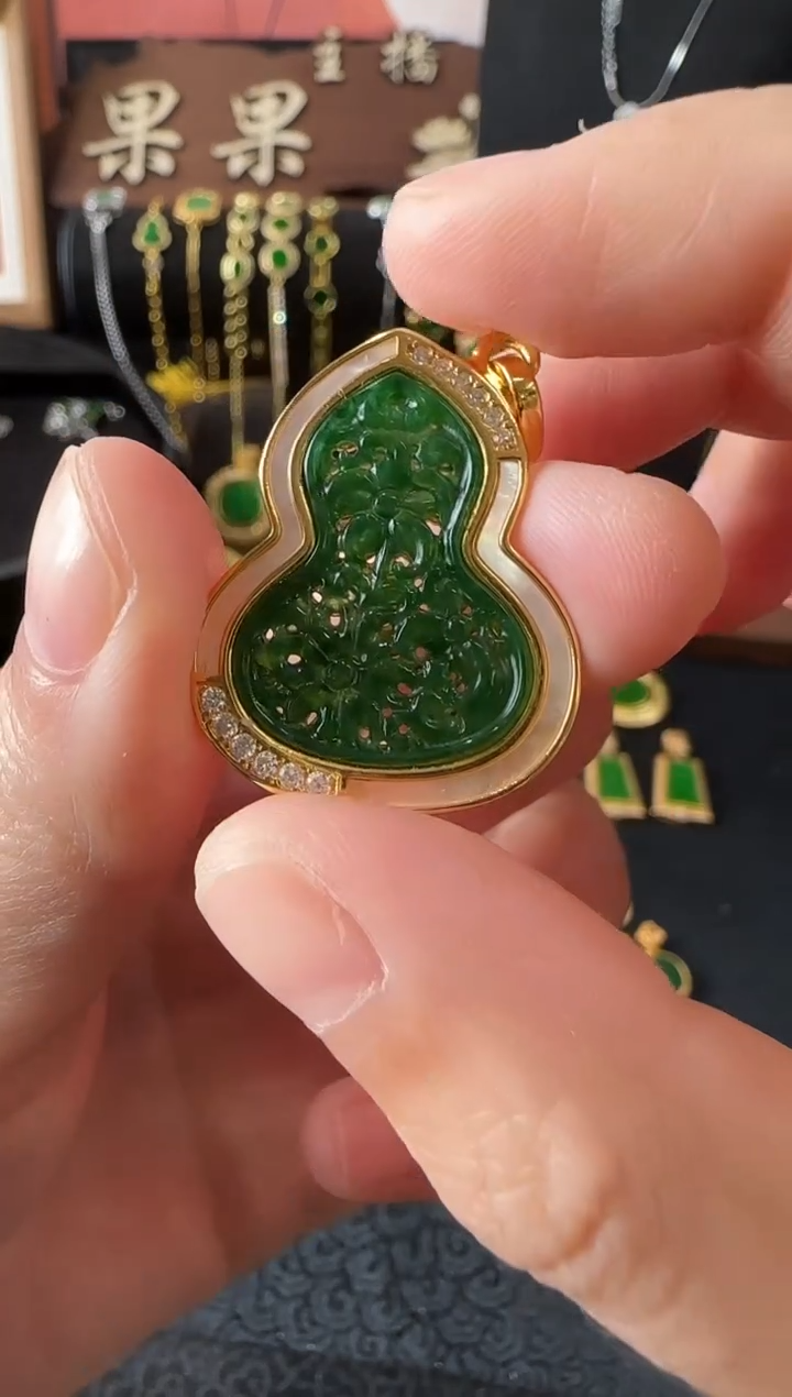 【闪购商品】翡翠颈饰银S925镶嵌吊坠