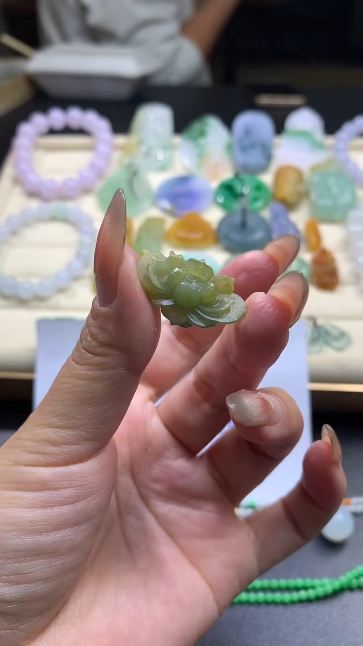 【闪购商品】定制翡翠未镶嵌翡翠