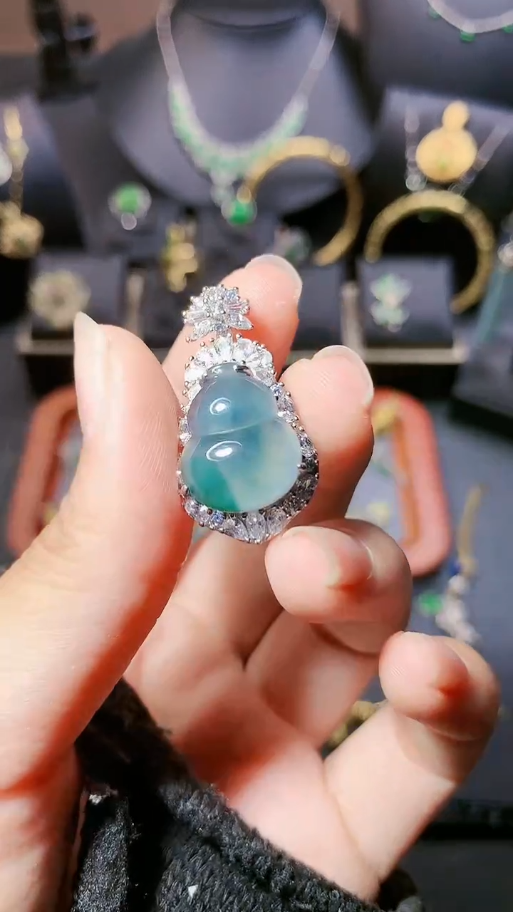 翡翠银S925镶嵌吊坠(赠链)吊坠