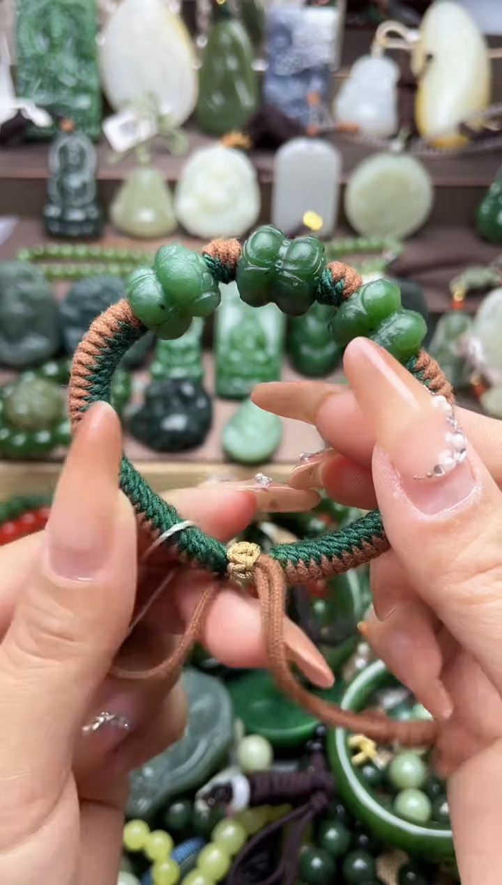 颈饰未镶嵌和田玉未镶嵌和田玉吊坠多样性拍一发一