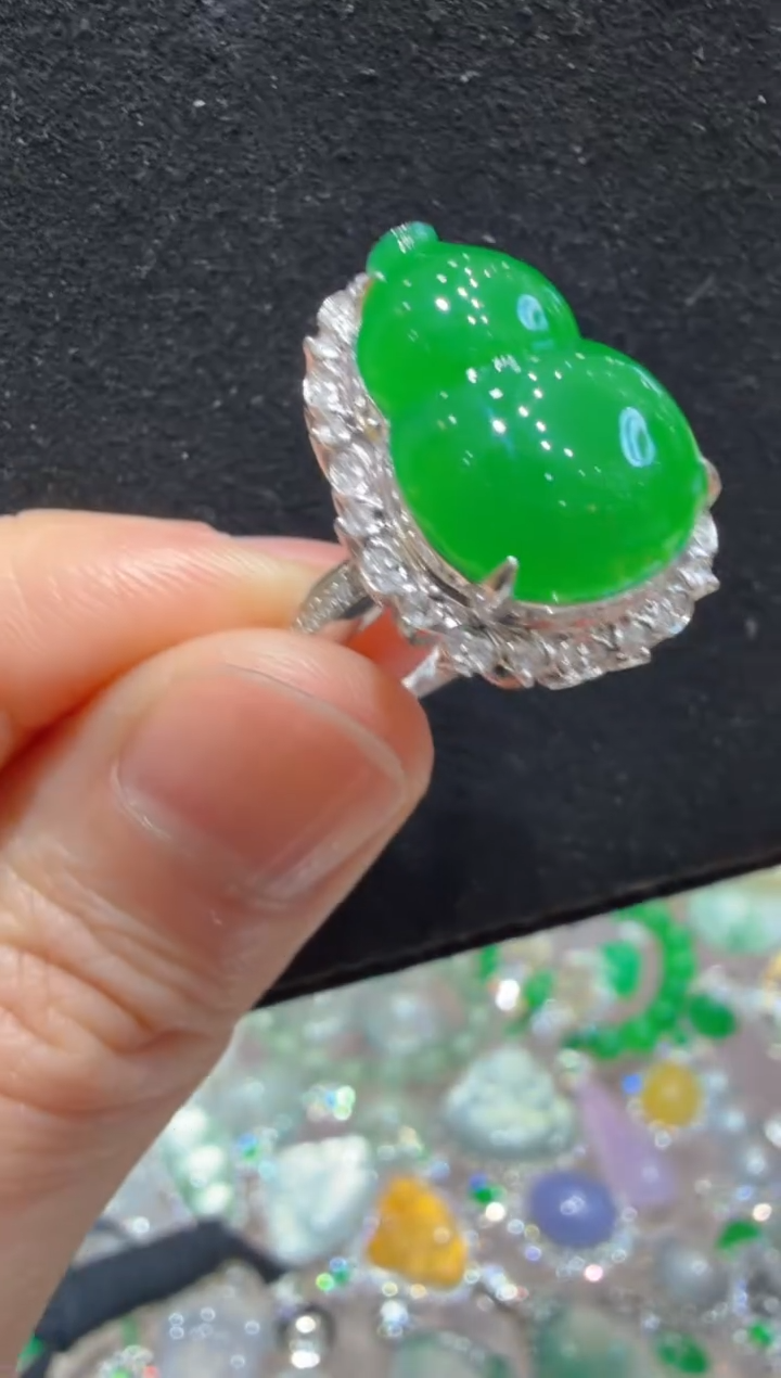 18K金镶嵌戒指翡翠多样性团购发一件