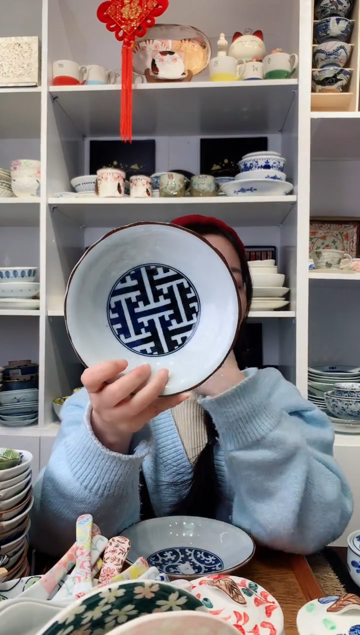 【闪购商品】钛合金日本进口高4cm盘子