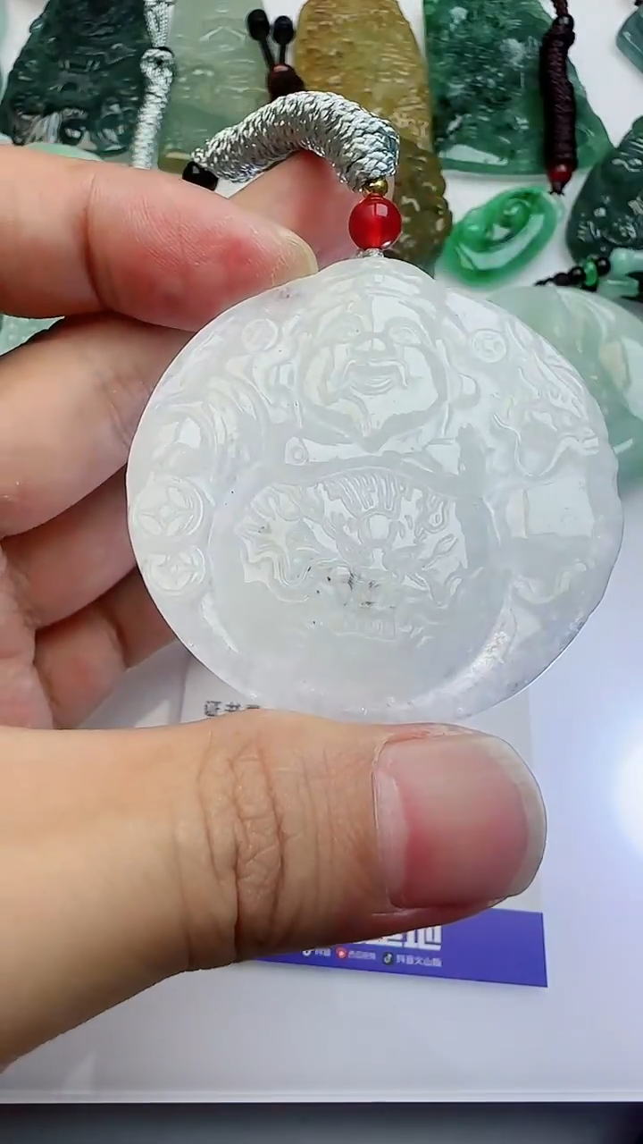 【闪购商品】翡翠颈饰未镶嵌11111111111