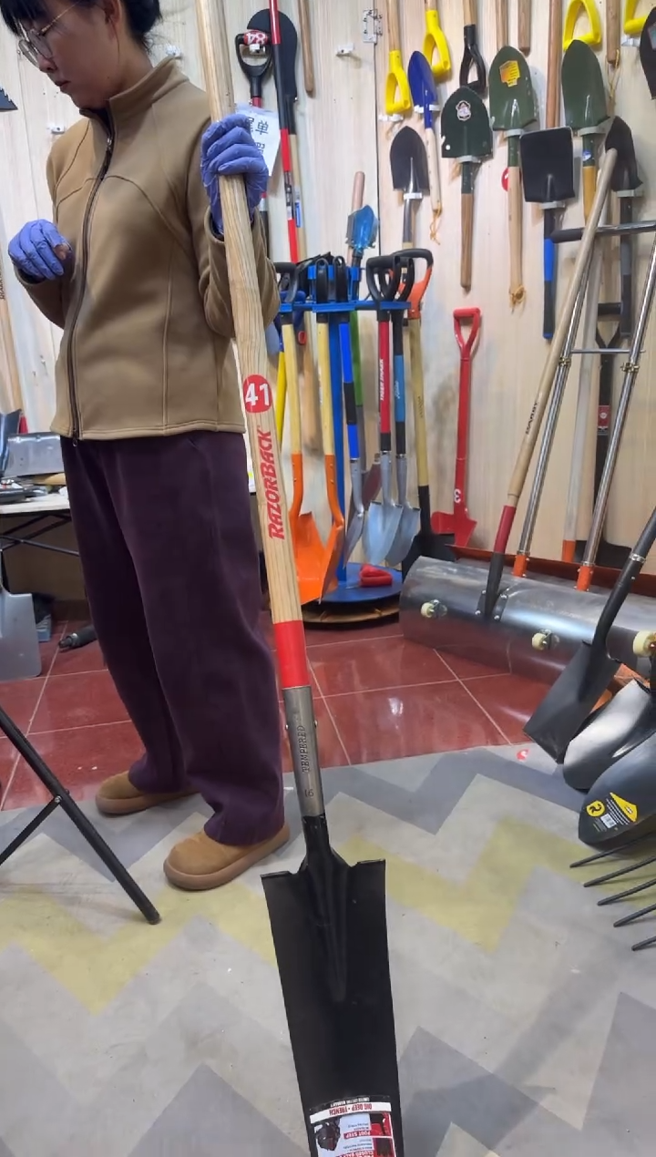 41号长柄挖树锹0035