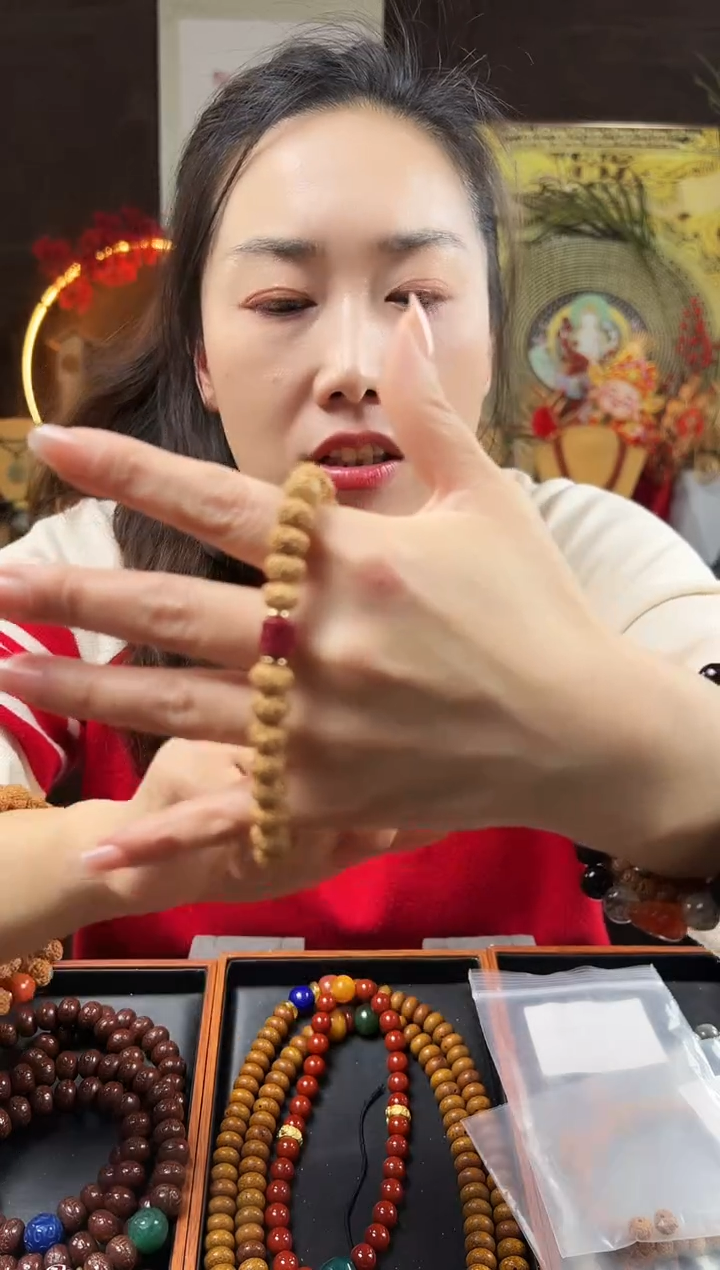 【闪购商品】金刚菩提吊坠飞碟桩老树王手串