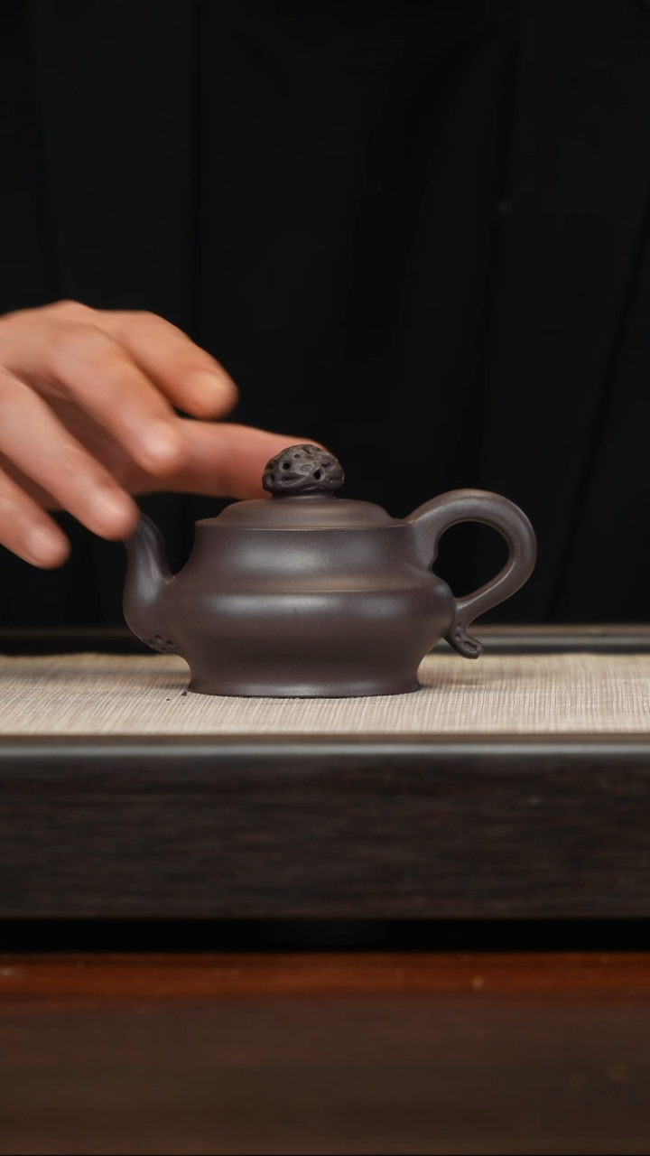 【闪购商品】紫砂茶壶四底乾坤150cc