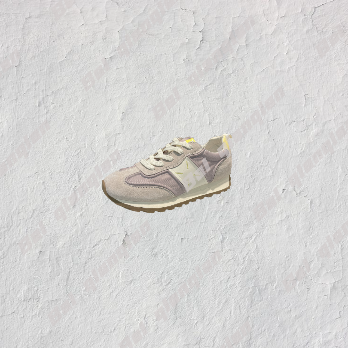 2S18青春时尚厚底阿甘德训鞋百搭柔软女运动休闲鞋