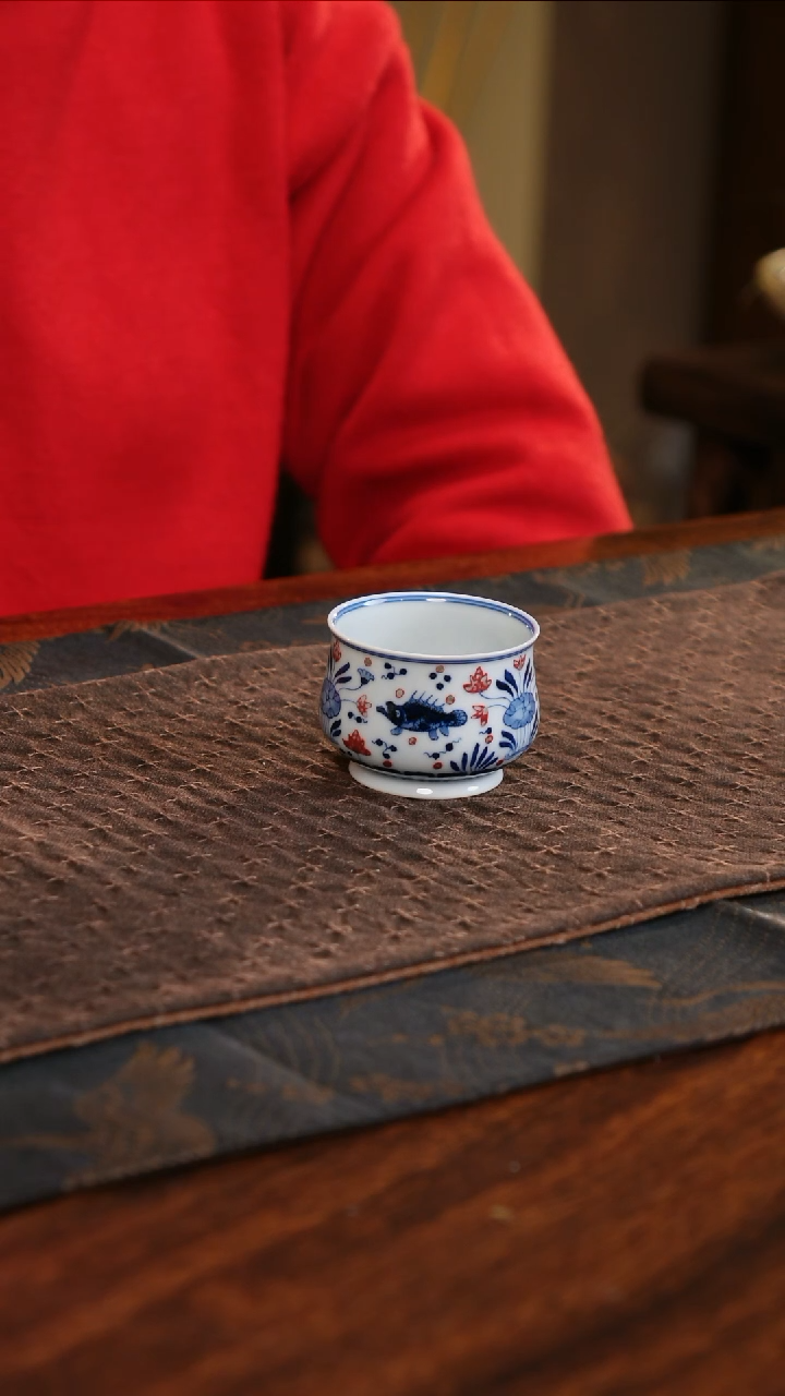 【闪购商品】杯子青源器语青花釉里红鱼藻高炉式杯