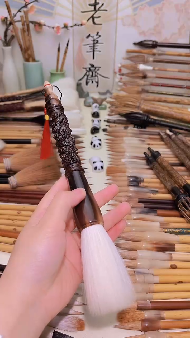 【闪购商品】紫檀雕龙牛角杆细光锋纯羊斗笔出峰7.5