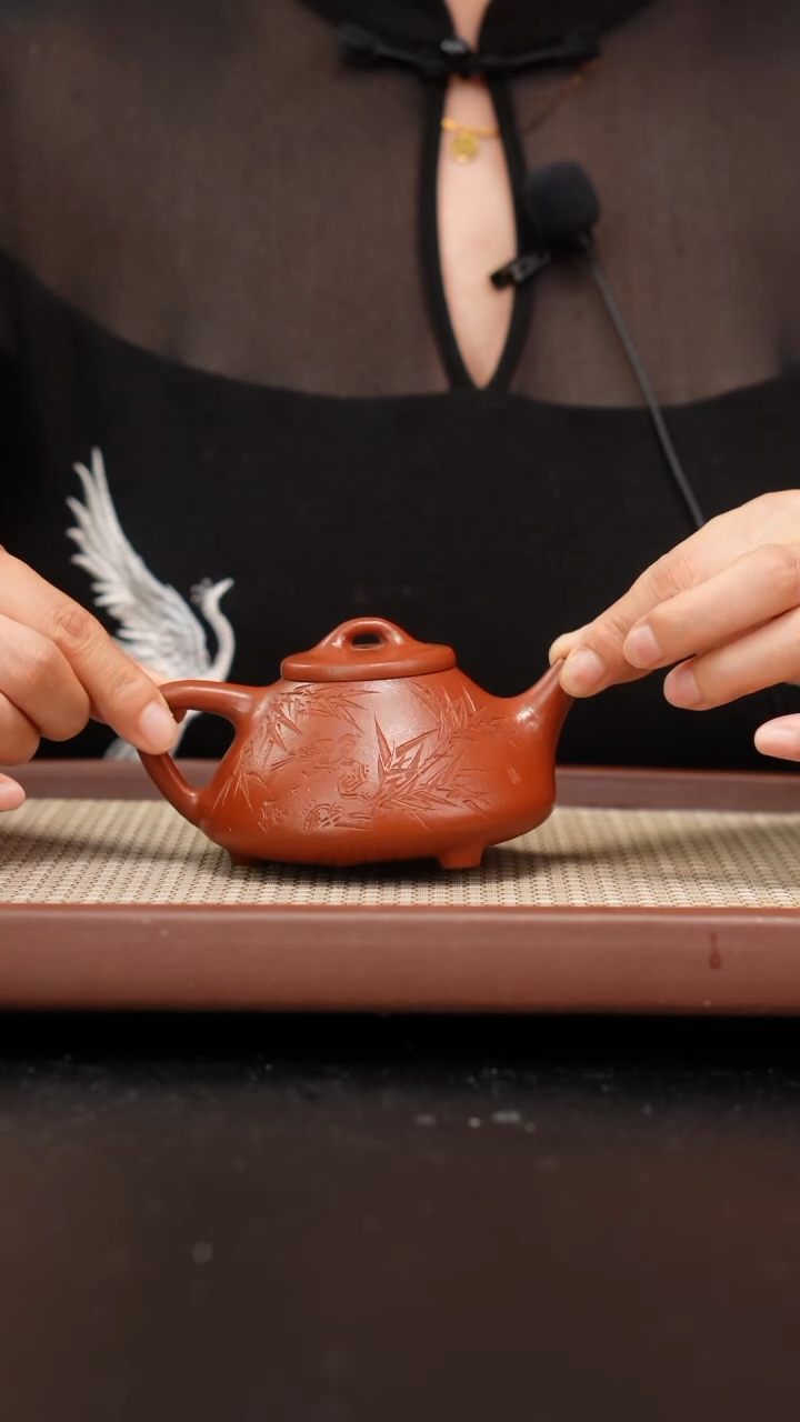 【闪购商品】紫砂茶壶小煤窑朱泥子冶石瓢刻绘170