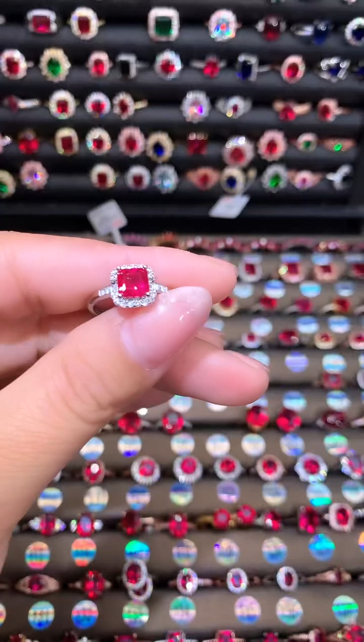 【闪购商品】红宝石戒指银S925镶嵌6白