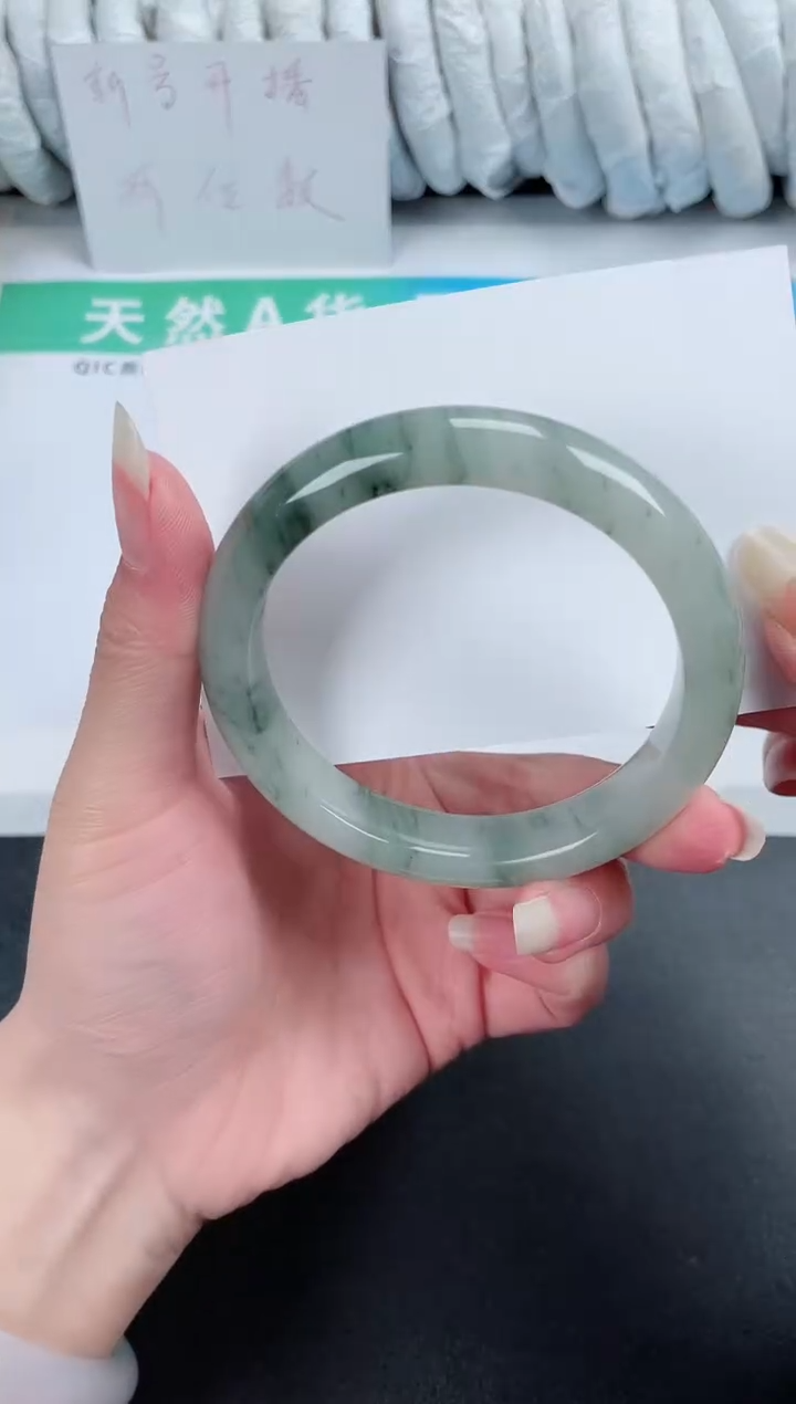 【闪购商品】石英质玉手镯合金79-59.3