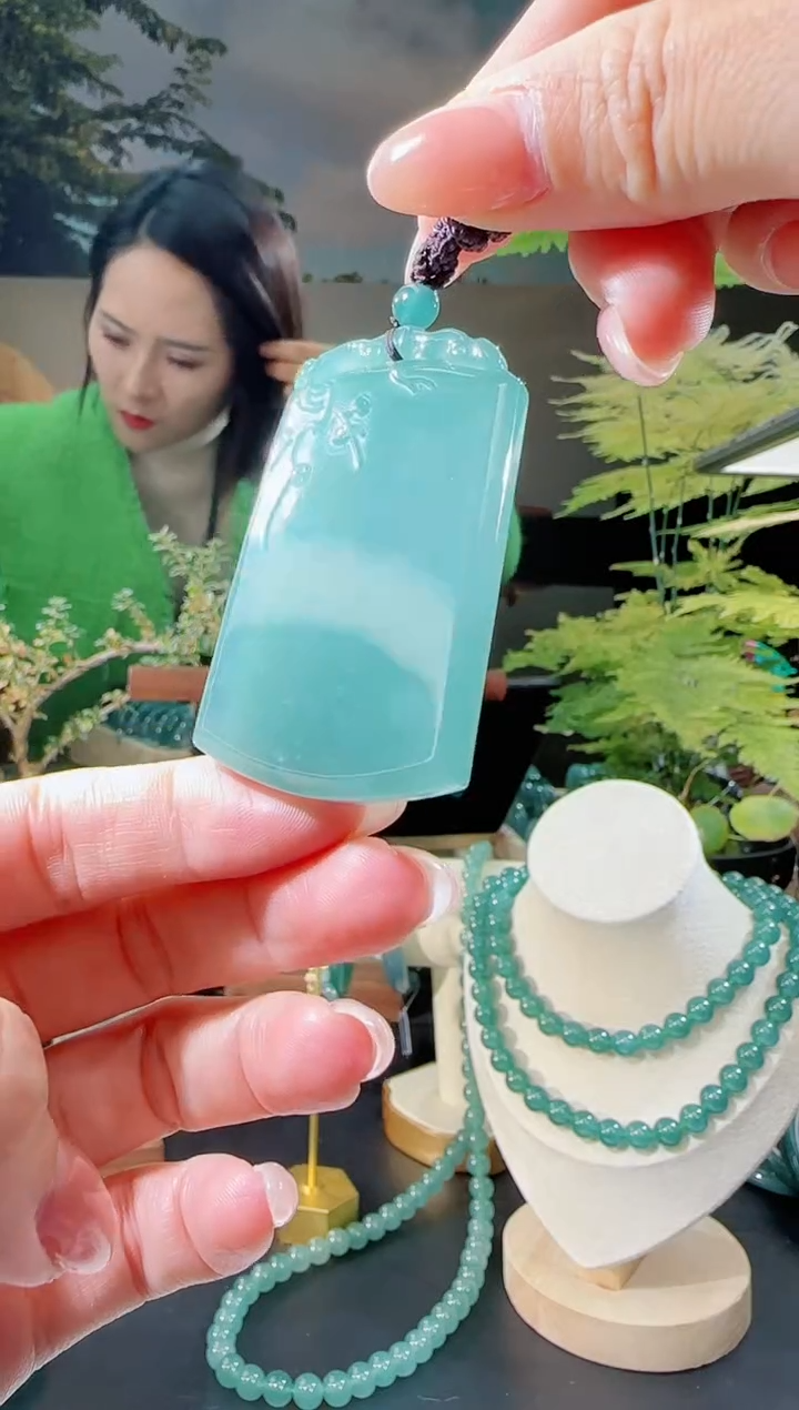 【闪购商品】翡翠吊坠(不含链)未镶嵌无事牌多样性发一