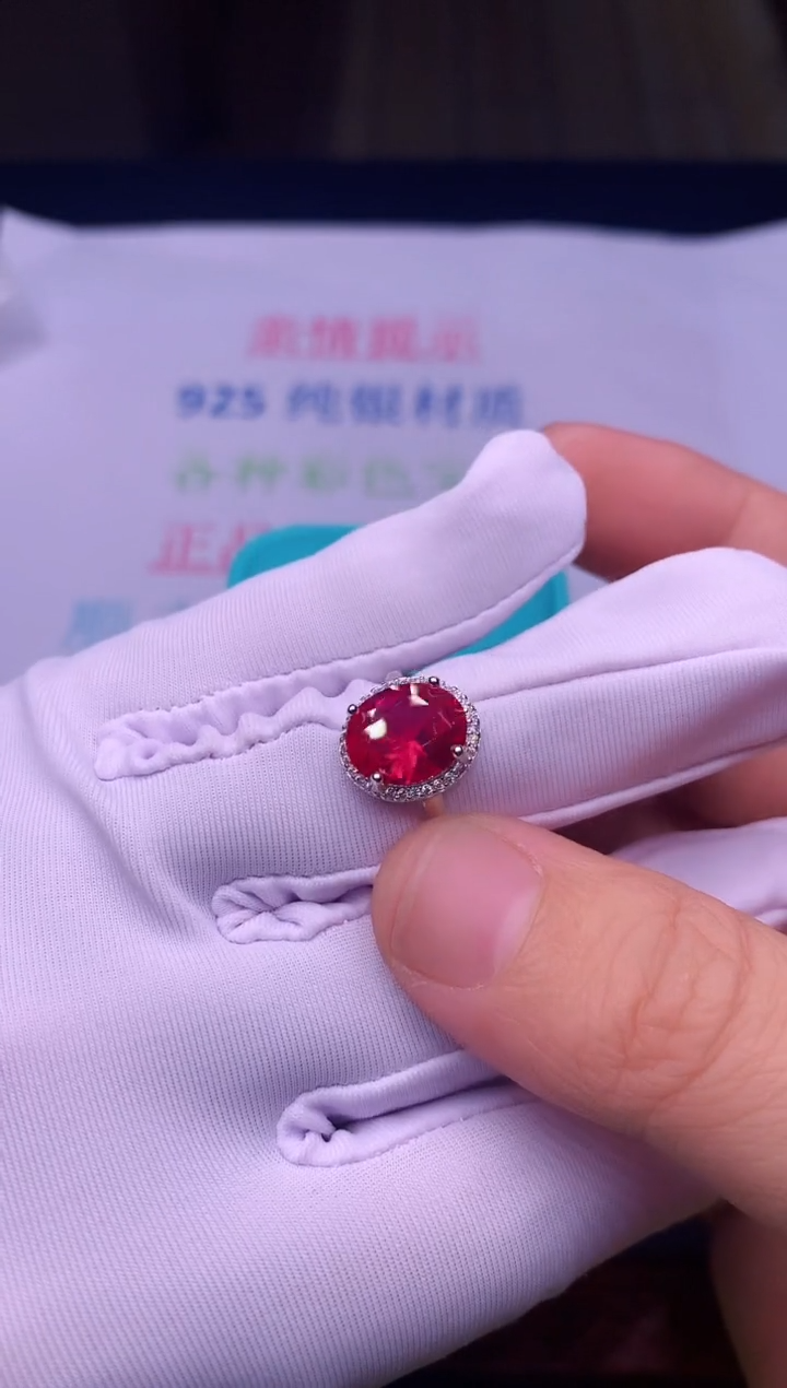 【闪购商品】红宝石戒指银S925镶嵌............