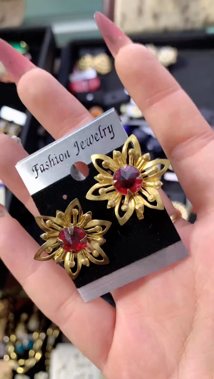 【闪购商品】瓷片楚楚中古珠宝甄选不退换