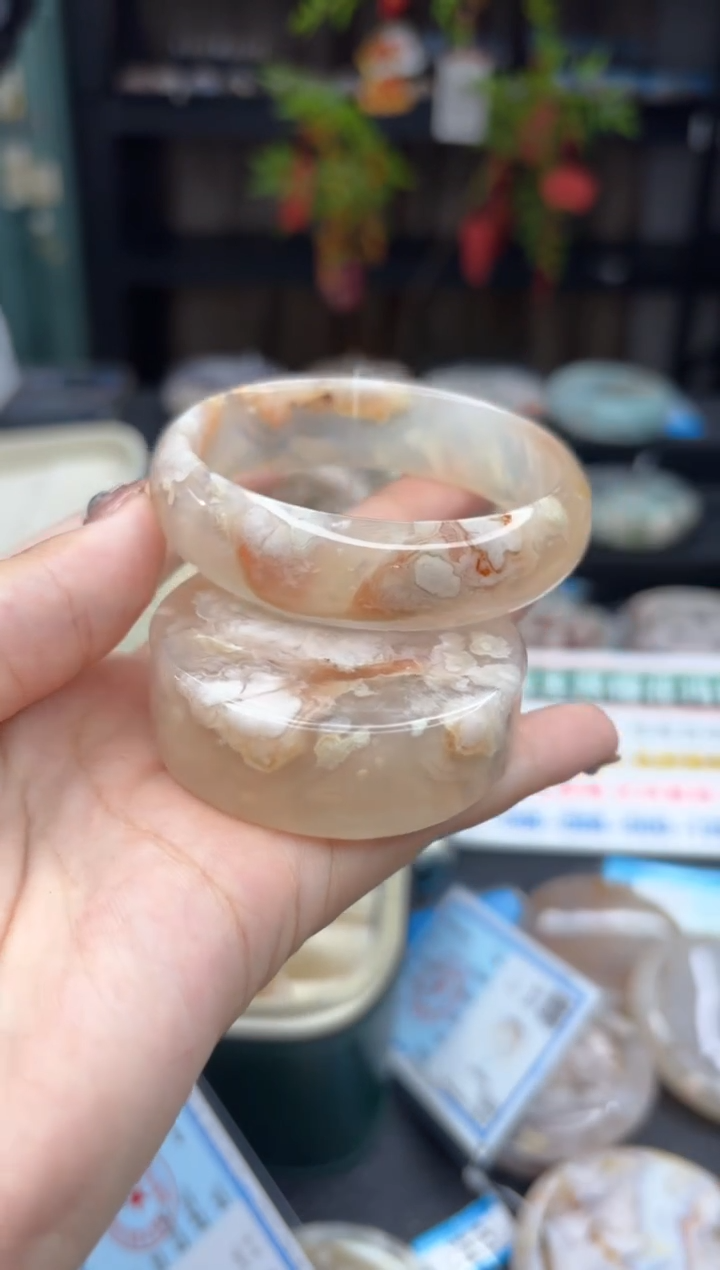 【闪购商品】石英质玉手镯未镶嵌244（55圈赠送镯心）