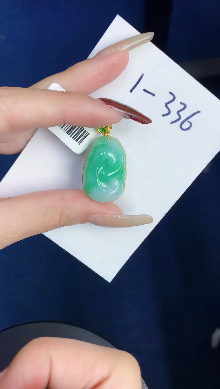 【闪购商品】翡翠颈饰18K金镶嵌0000000000