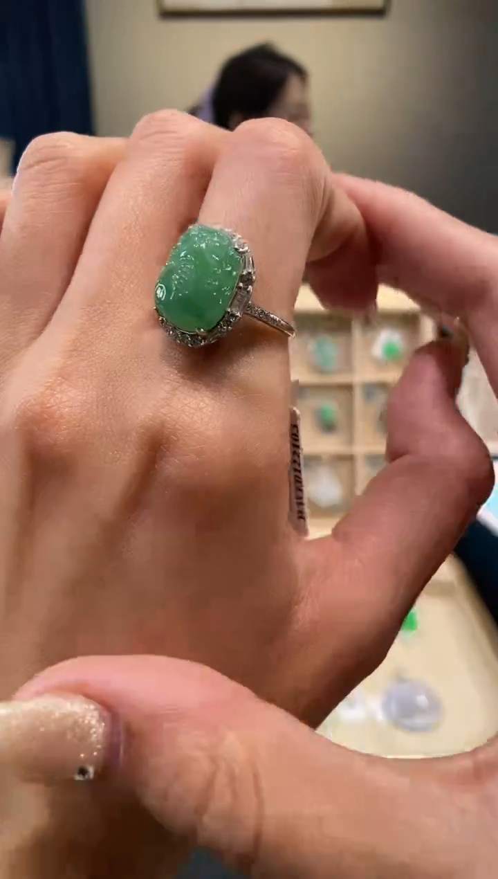 【闪购商品】翡翠吊坠(不含链)银S925镶嵌貔貅戒指