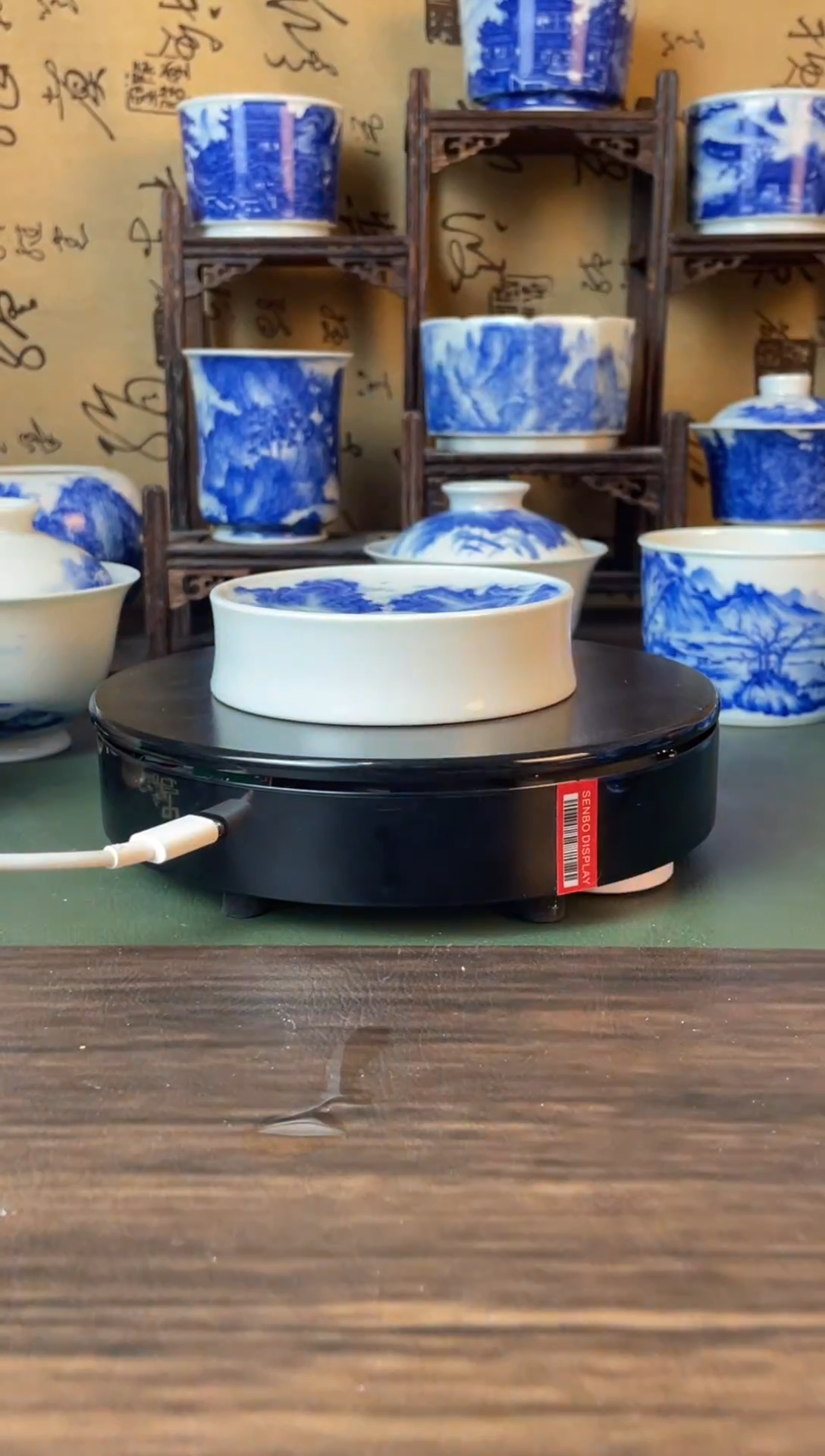 精工青花山水盖置