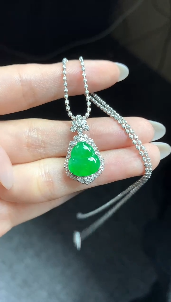 【闪购商品】翡翠吊坠(不含链)18K金镶嵌吊坠|6980+698