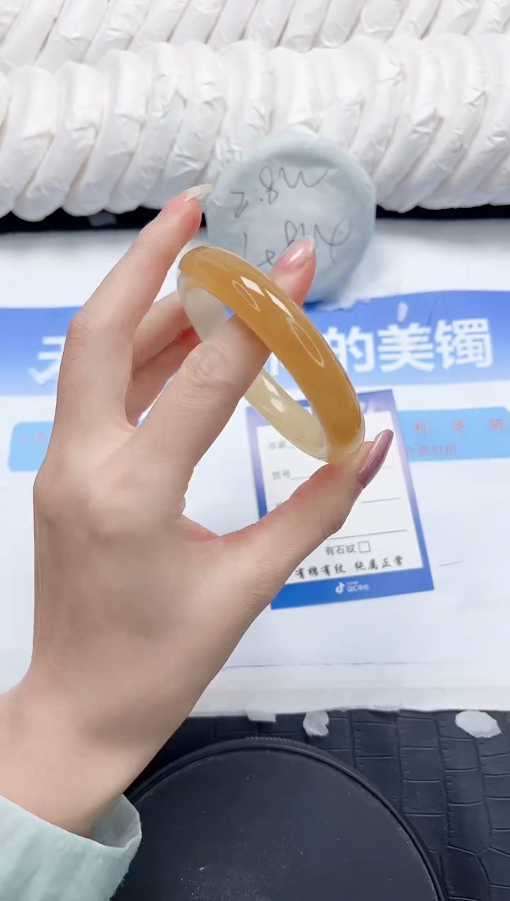 石英质玉手镯未镶嵌357-57.8