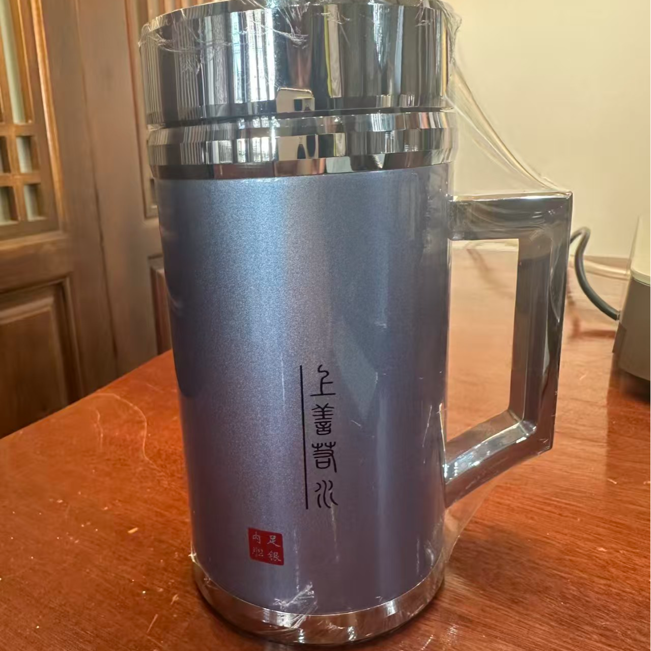 足银亚克力银制品 银制品 亚克力中号 银制杯