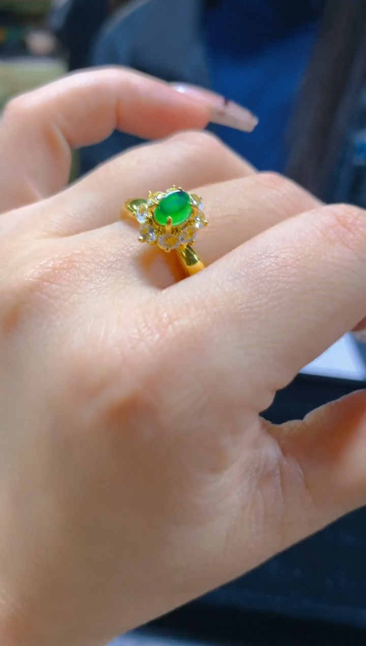 未镶嵌戒指翡翠多样性发一