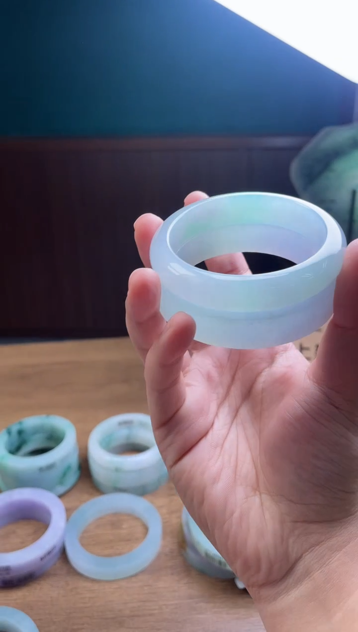 【闪购商品】定制翡翠手镯未镶嵌定制