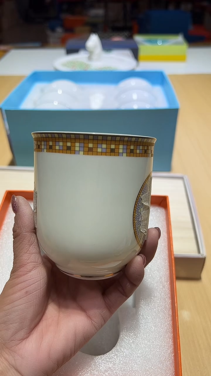 瓷片生活的本意是开心啊@@1