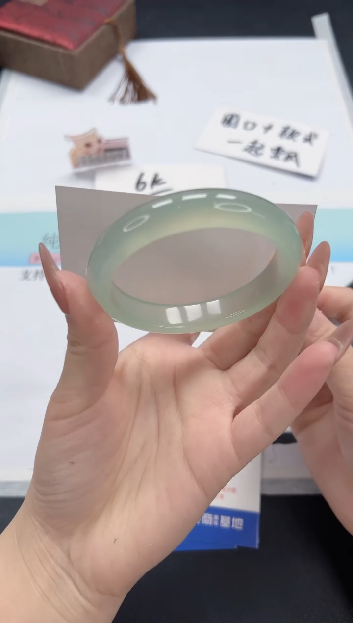 【闪购商品】石英质玉手镯未镶嵌A127-55.6