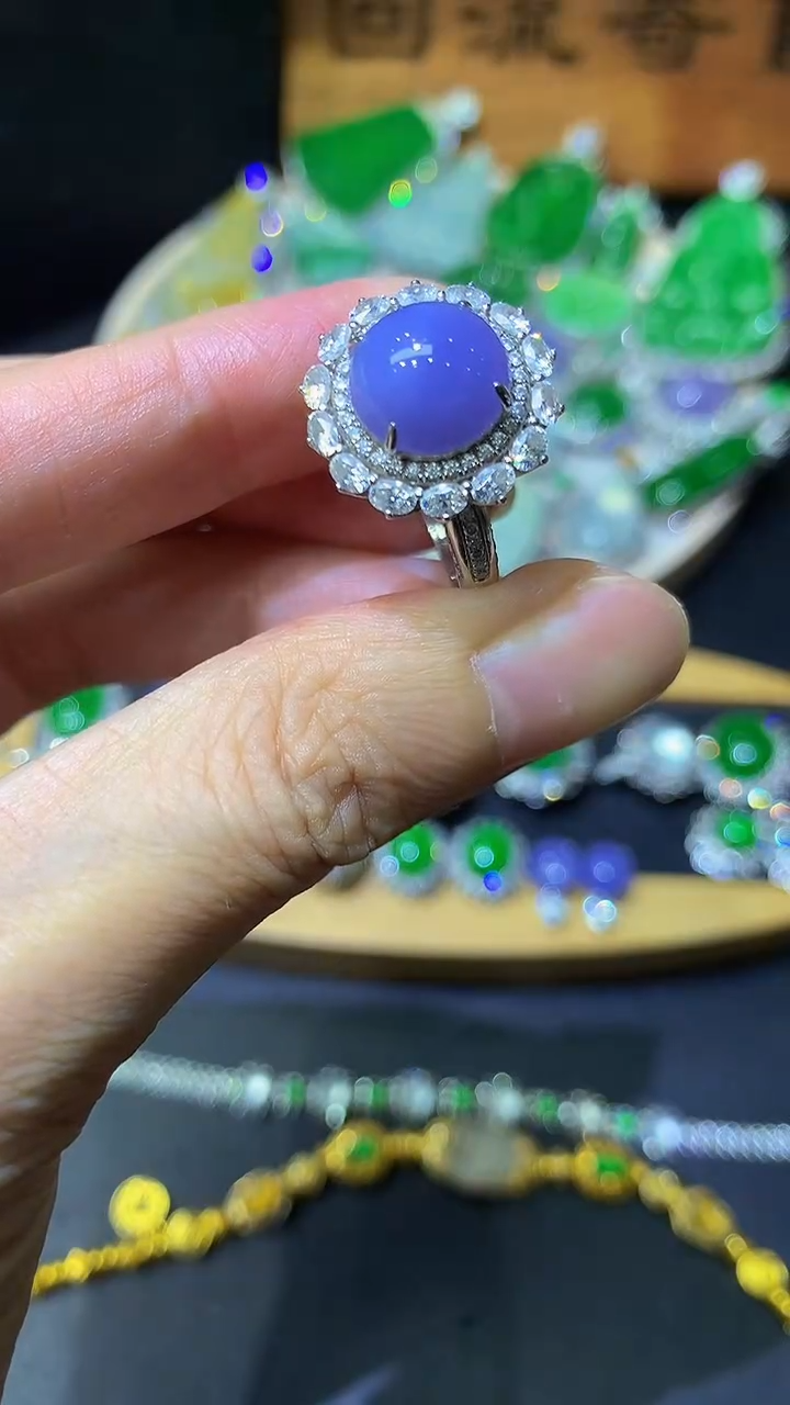 翡翠戒指18K金镶嵌团购