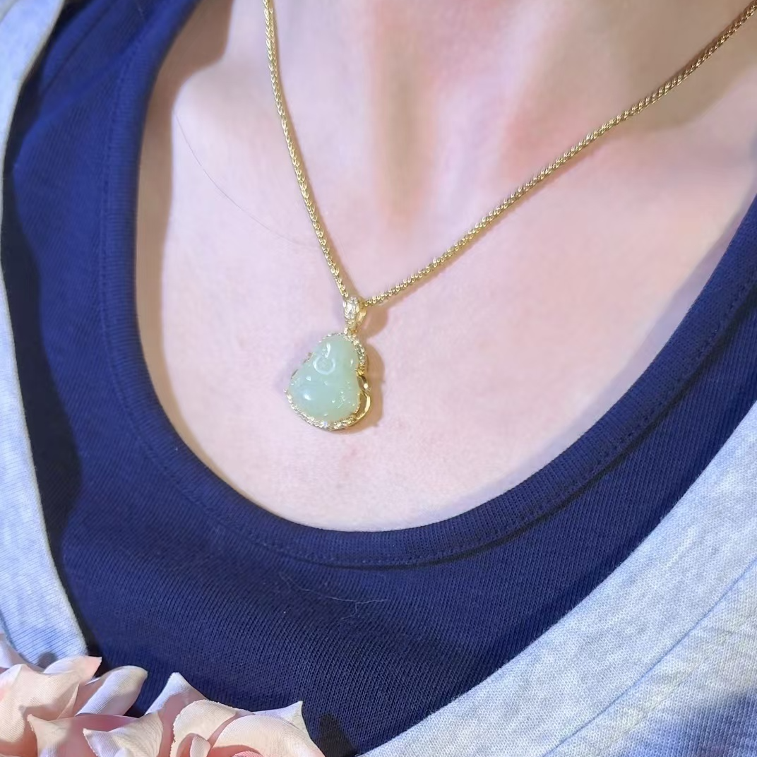 坠链均足银亚克力 足银项链金色国风笑脸佛吊坠金色项链 