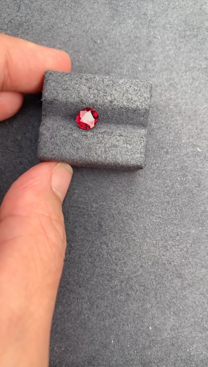 【闪购商品】红宝石裸石未镶嵌1ct鸽血红