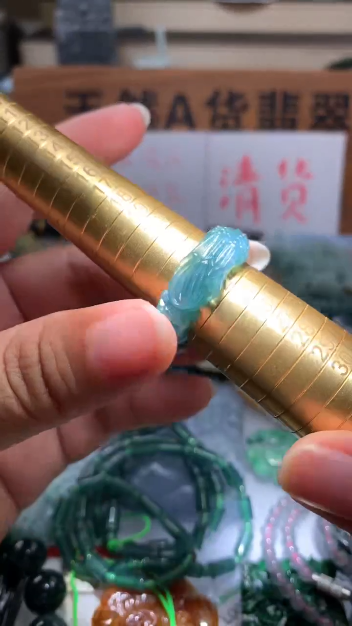 【闪购商品】翡翠颈饰未镶嵌保真天然A货翡翠