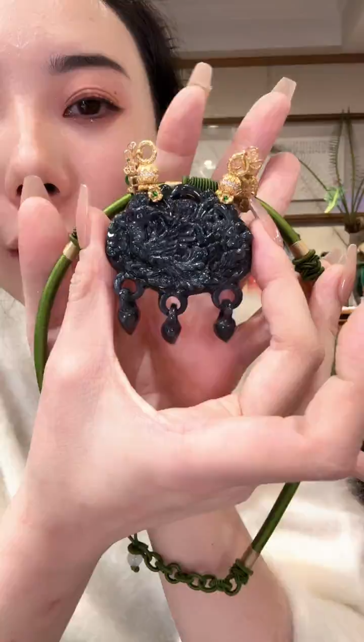 【闪购商品】翡翠颈饰未镶嵌国风