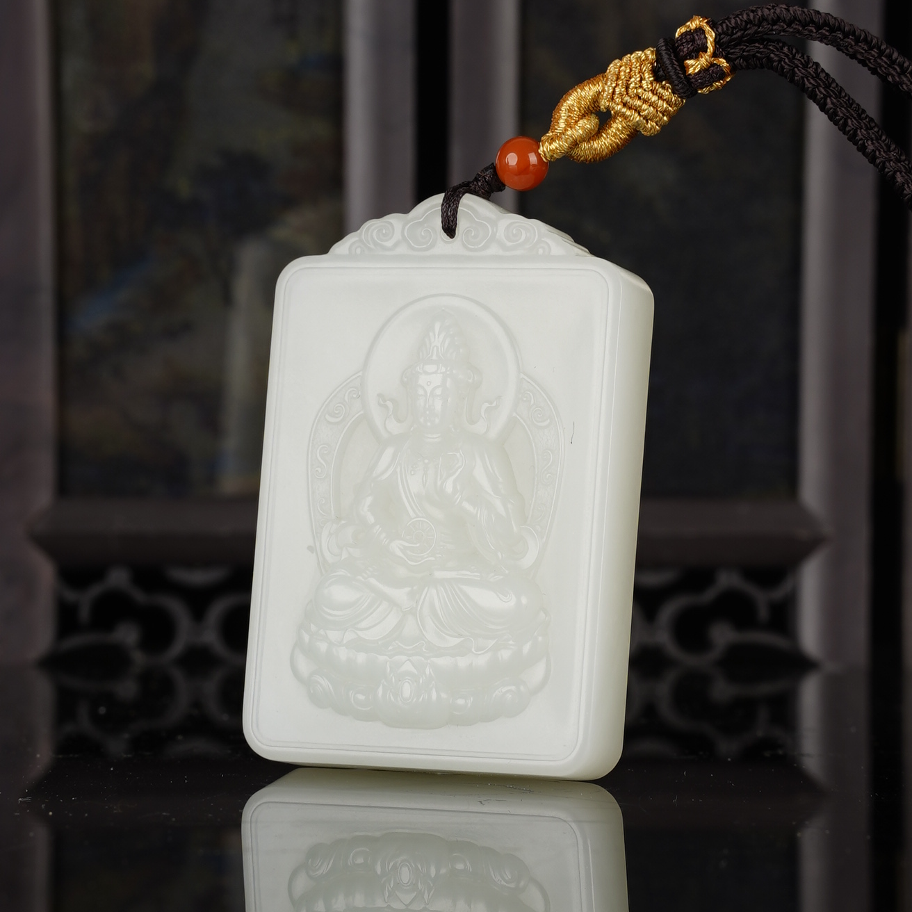 XW10018二十世纪和田玉观音牌