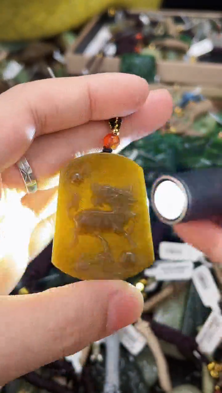 颈饰未镶嵌和田玉1