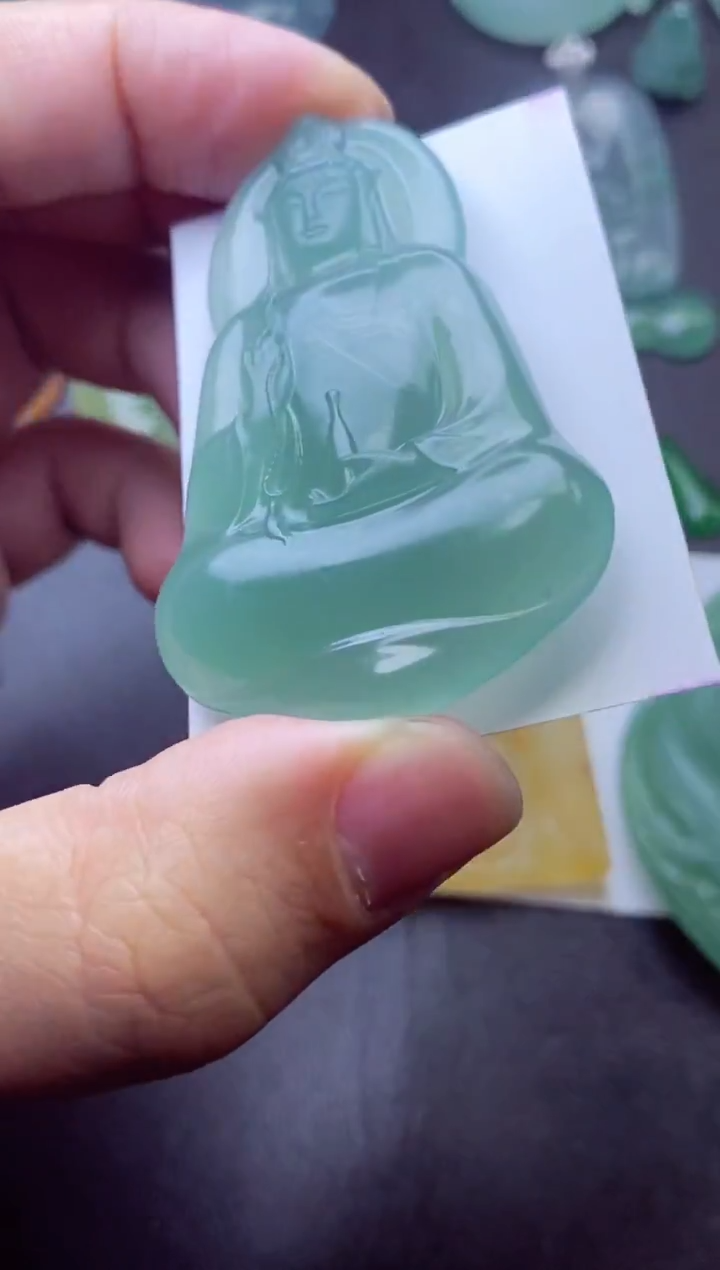 未镶嵌定制翡翠春**哥 春风大哥