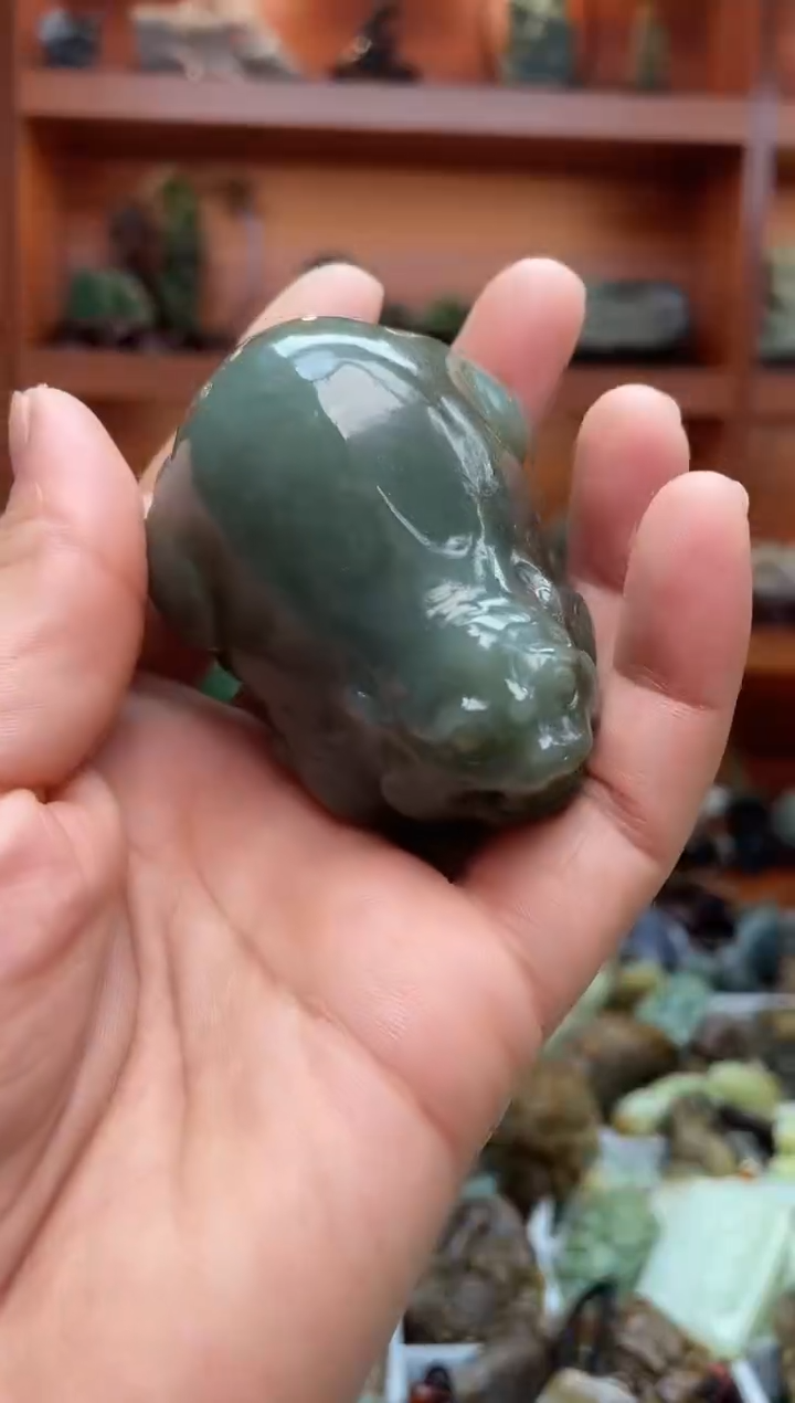 未镶嵌和田玉把件1