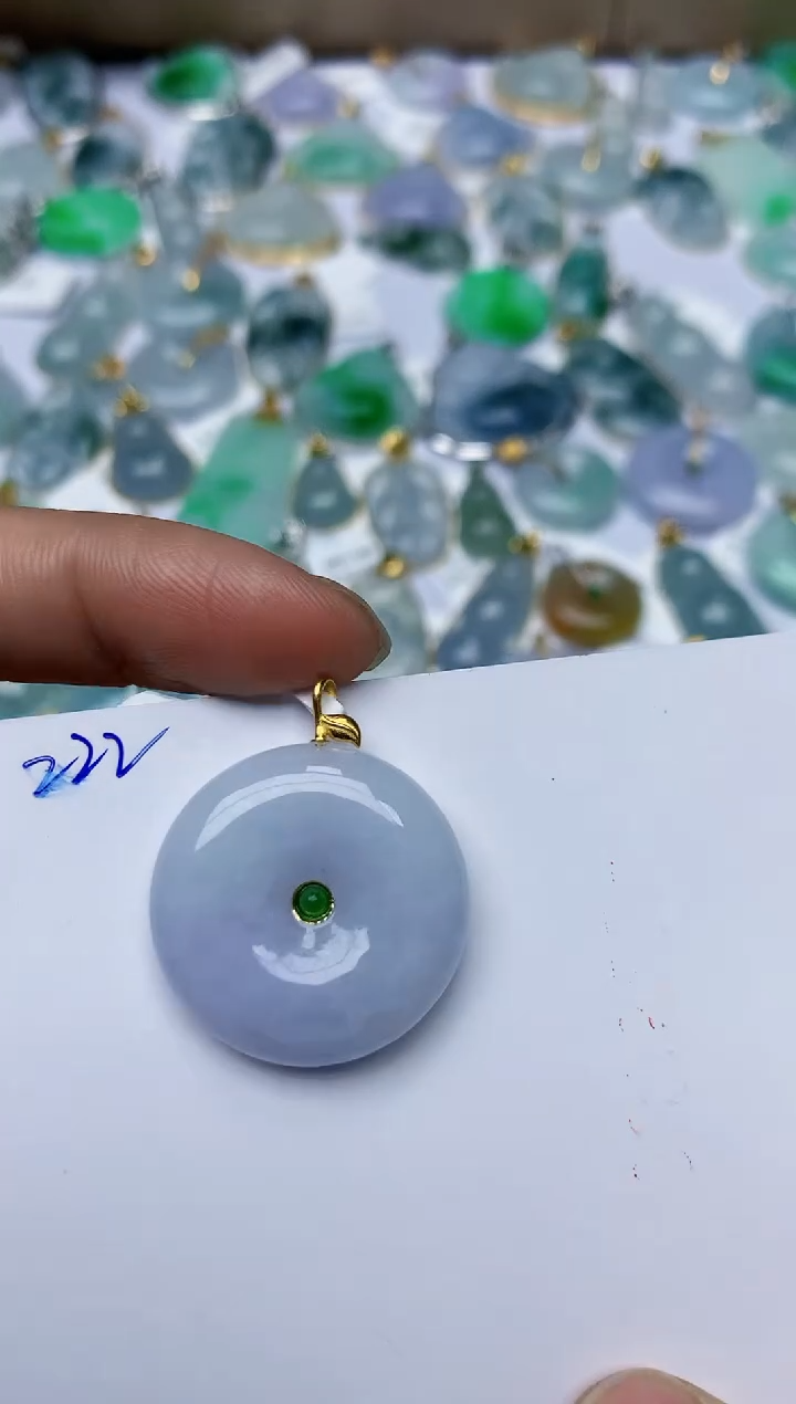 【闪购商品】翡翠颈饰18K金镶嵌天然翡翠A货  