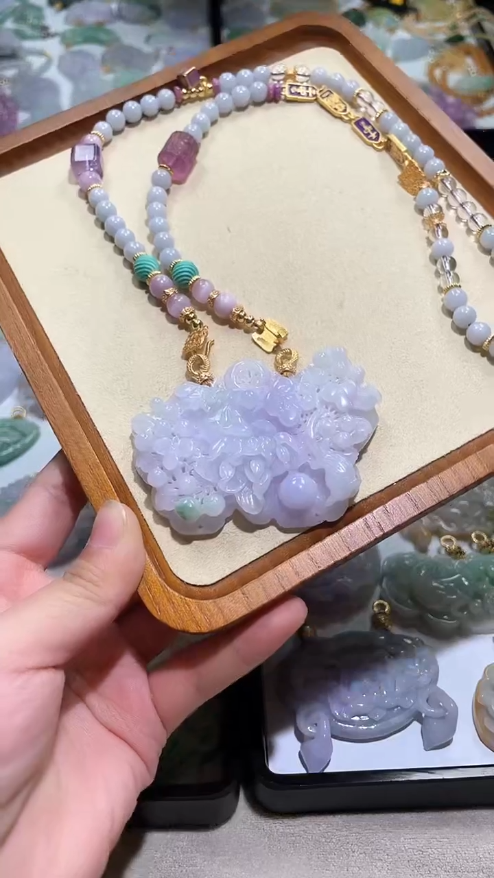 【闪购商品】翡翠颈饰未镶嵌吊坠