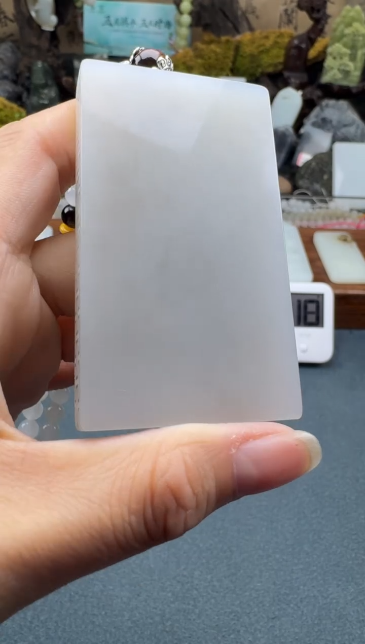 【闪购商品】和田玉颈饰未镶嵌开心