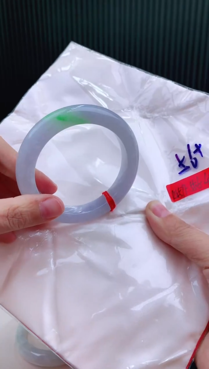 未镶嵌手镯翡翠56