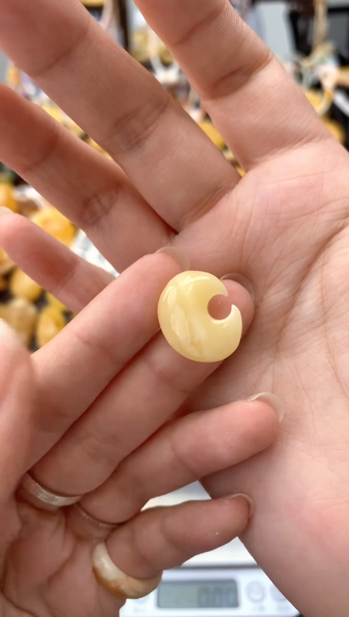 未镶嵌琥珀珠宝奇石142琥珀蜜蜡花粉有纹小坑介意勿拍