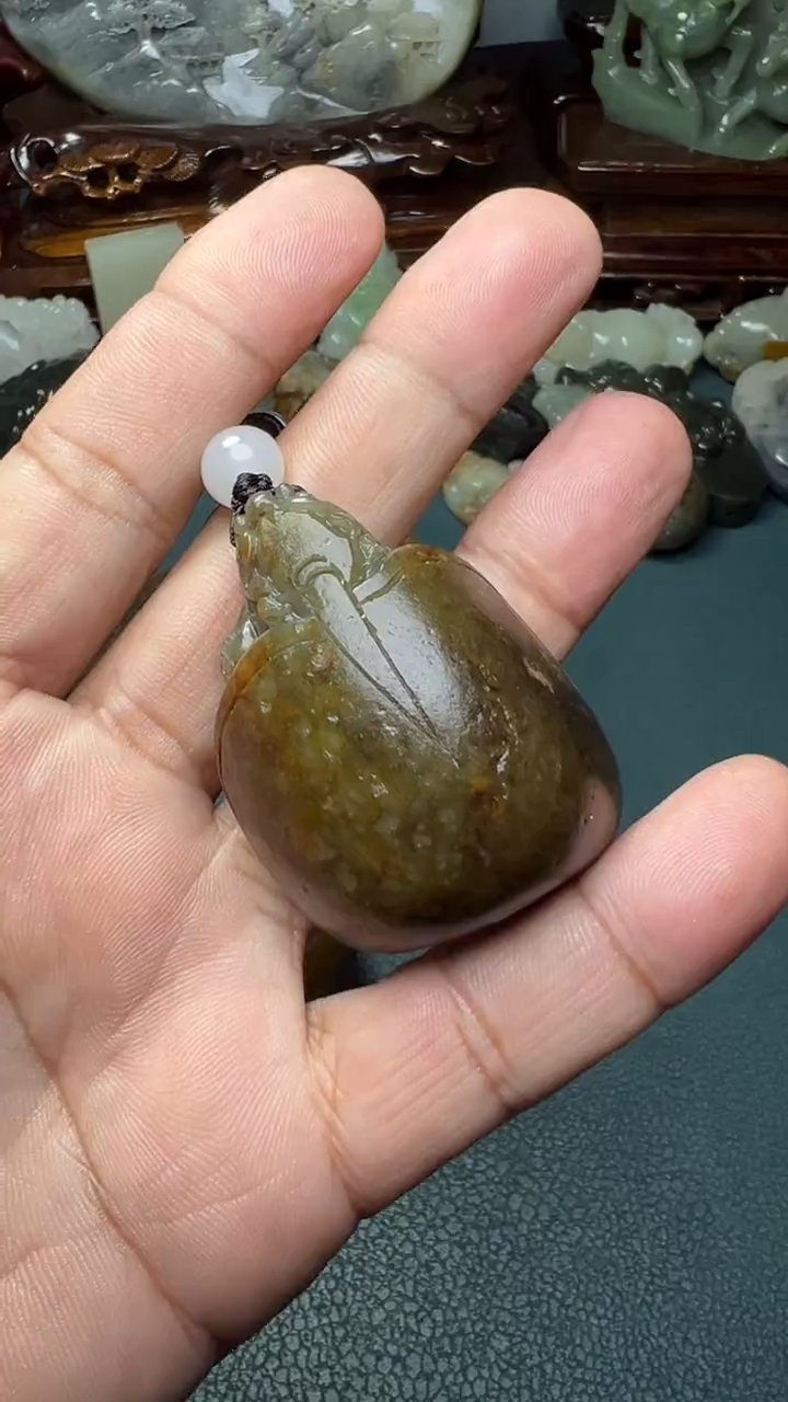 未镶嵌和田玉把件-