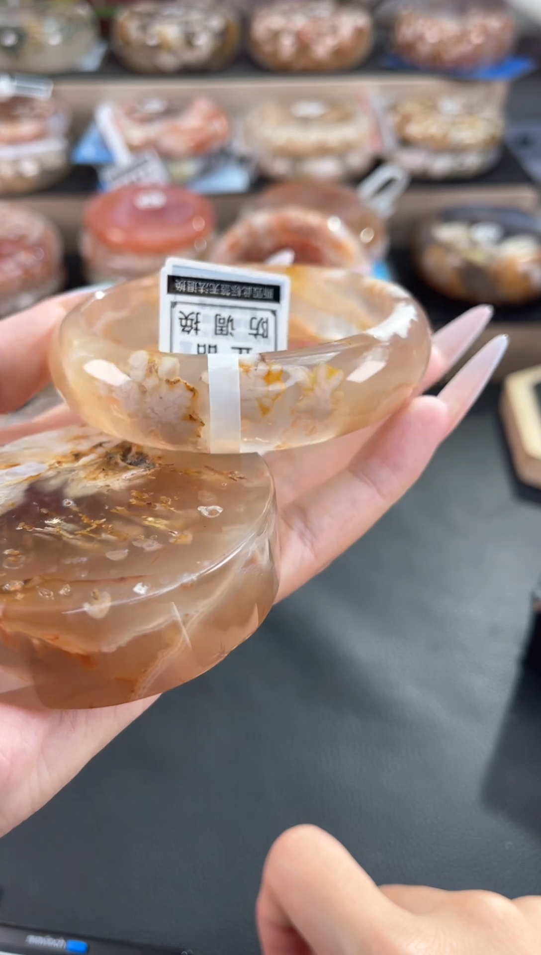 未镶嵌手镯石英质玉63