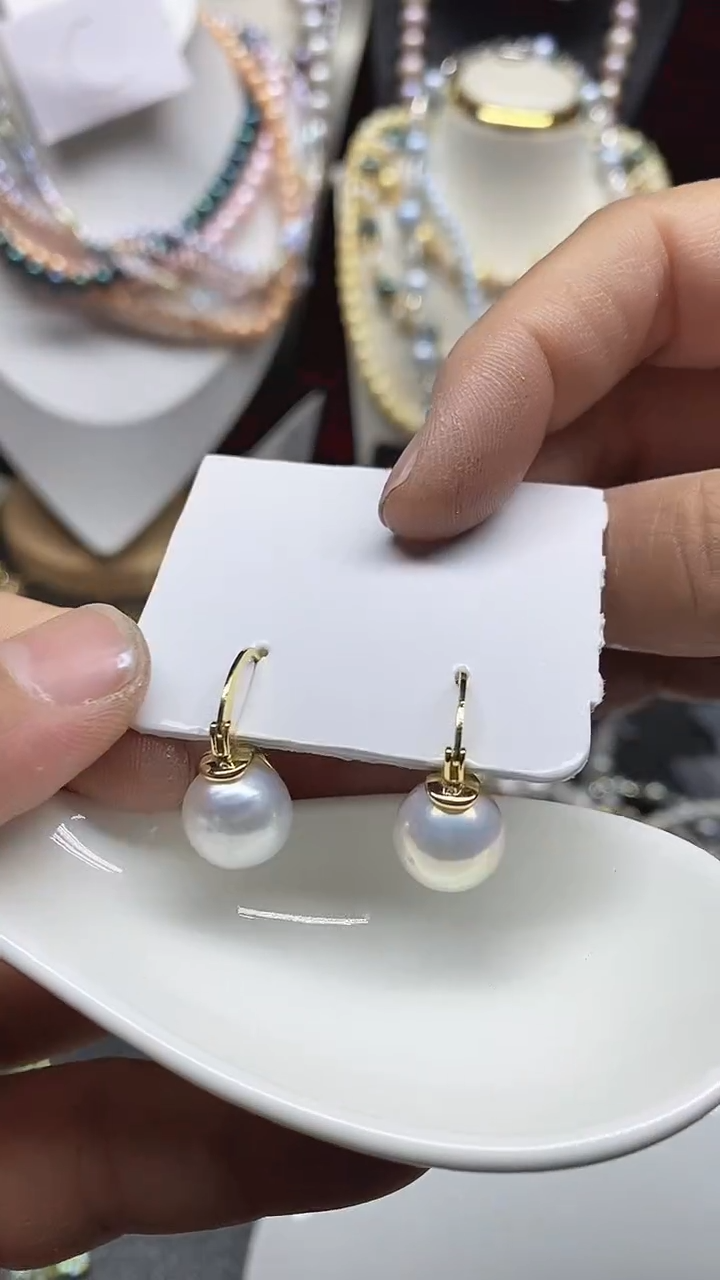 未镶嵌淡水珍珠耳饰多人