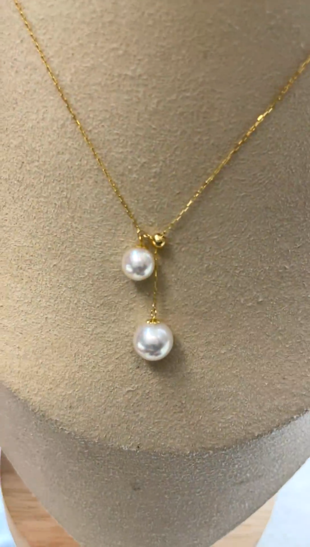 颈饰18K金镶嵌海水珍珠7.5-8 6-7