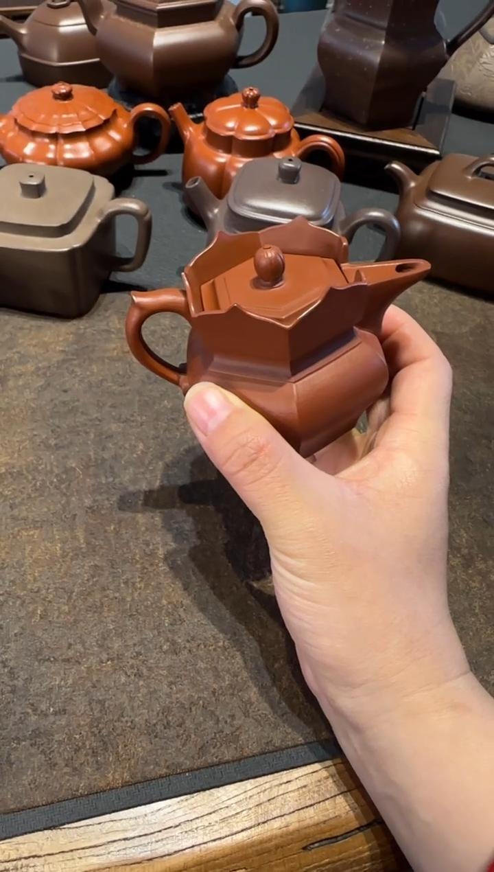 【闪购商品】紫砂茶壶朱泥小僧帽 90cc